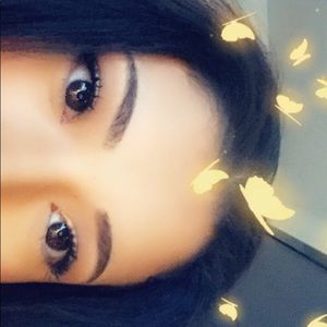 Meet your Posher, Raquel